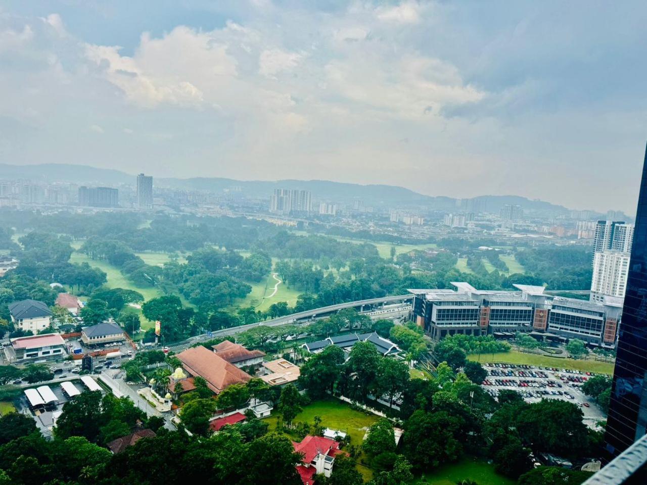 Crown Suites The Manor Klcc Kuala Lumpur City Center Kültér fotó
